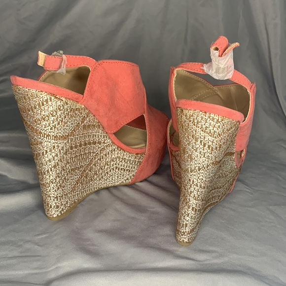 Wedges - Picture 4 of 5